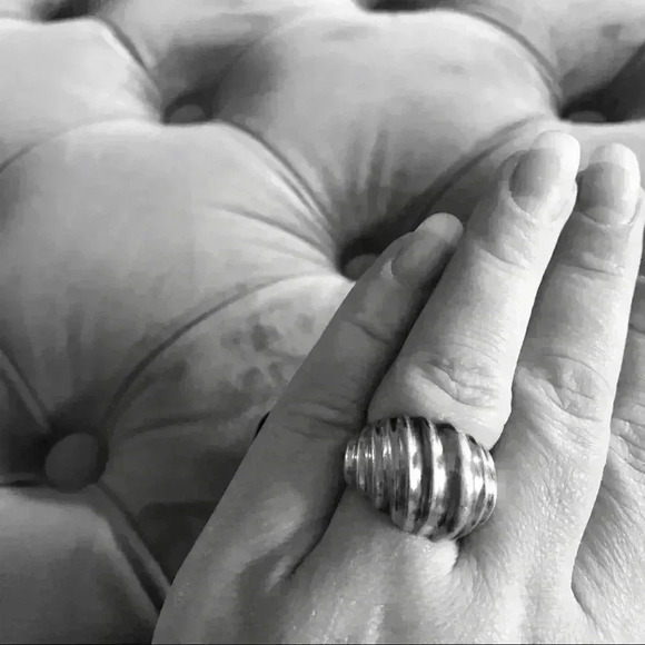 Vintage Silver 925 Chunky Dome Ring Sz 7.5 - Picture 5 of 7